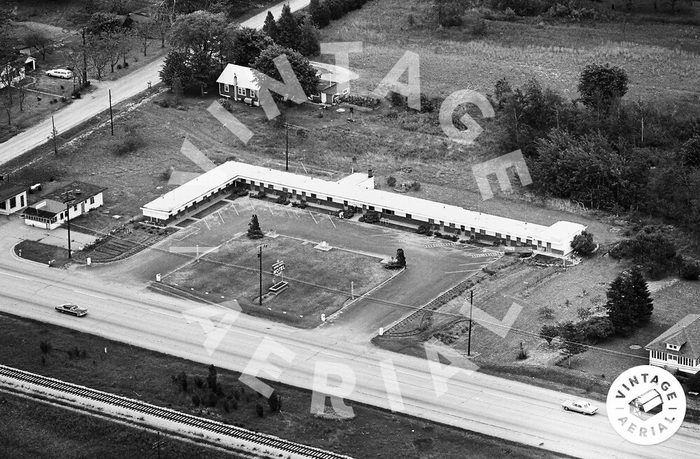 Grand Beach Motel - 1971 Aerial Photo